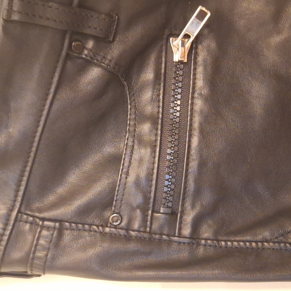 EUC black vegan leather moto pants - Picture 4 of 8